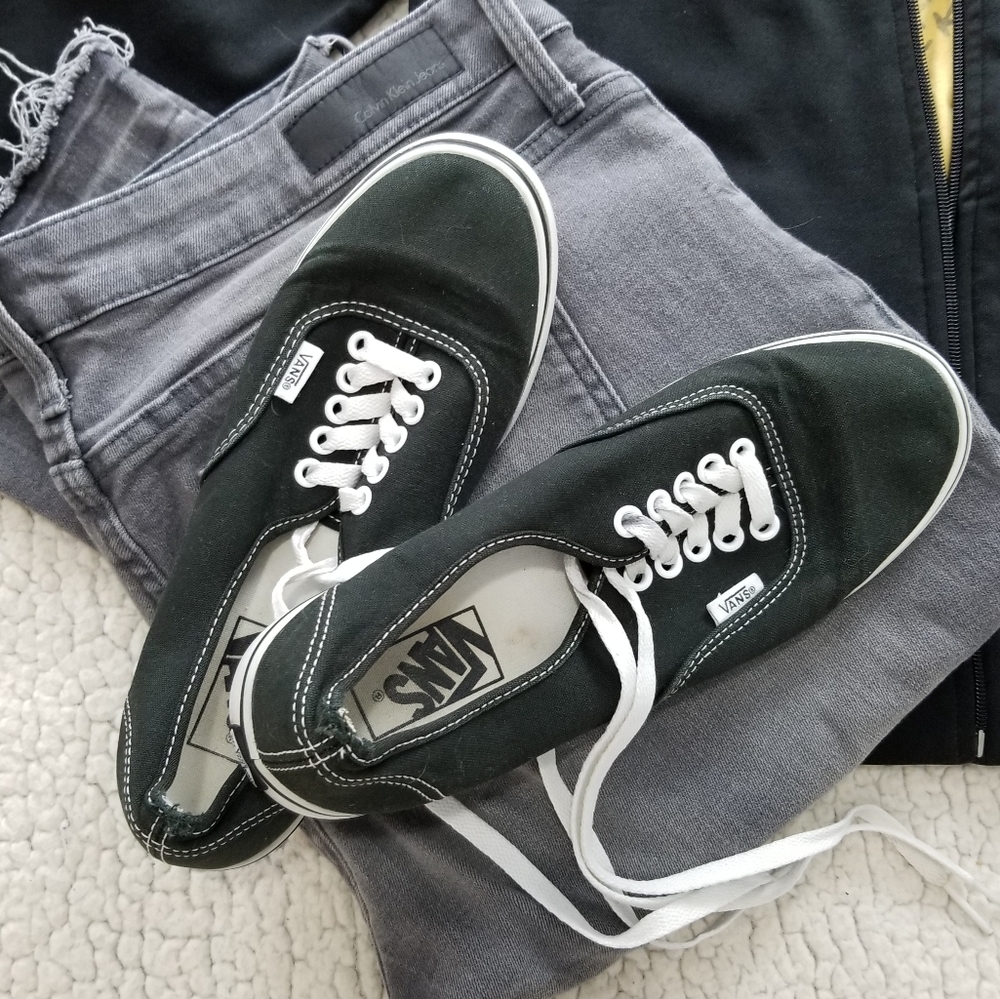 Van's Era Skate Shoes Sneakers Size 8.5